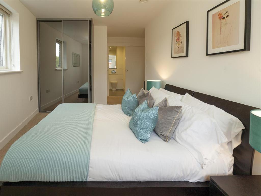 Exclusive Tower Bridge Apartment Лондон Екстериор снимка