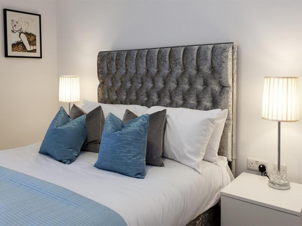 Exclusive Tower Bridge Apartment Лондон Екстериор снимка